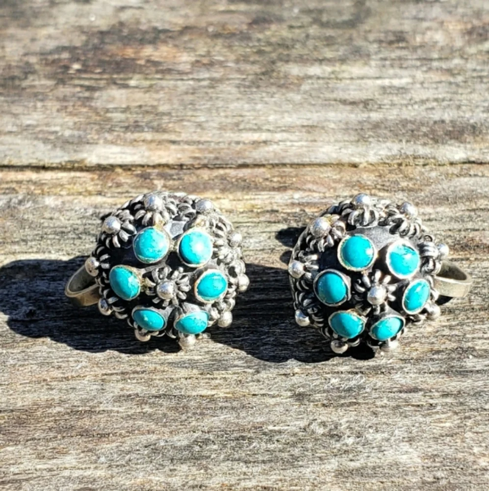 Vintage Native American Or Mexican Turquoise Sterling Silver Screwback Earrings - Picture 15 of 16